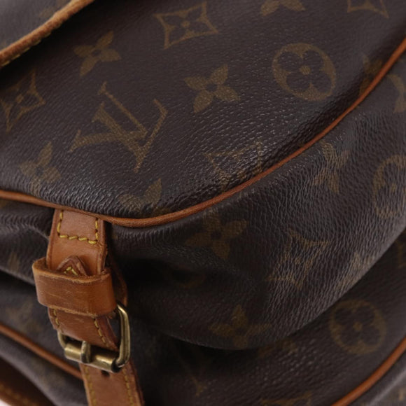 LOUIS VUITTON Monogram Saumur 30 Shoulder Bag M42256 LV Auth 187137