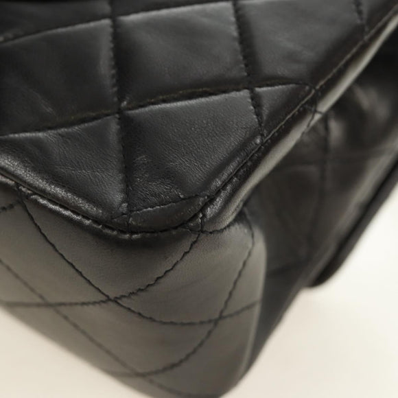 CHANEL Matelasse 25 Double Flap Chain Bag Lamb Skin Gold Black CC Auth 187193SAV
