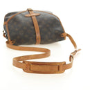 LOUIS VUITTON Monogram Saumur 30 Shoulder Bag M42256 LV Auth 187218-8