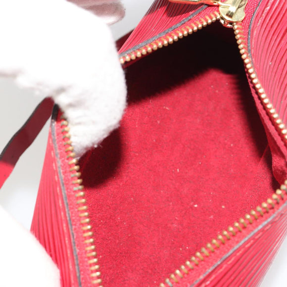 LOUIS VUITTON Epi Soufflot Pouch Accessory Pouch Red LV Auth 187407