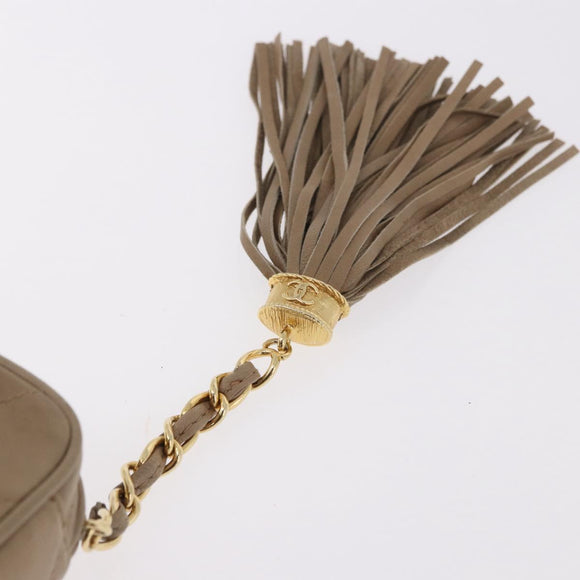 CHANEL Matelasse Pouch Lamb Skin Beige Gold CC Auth 187733A