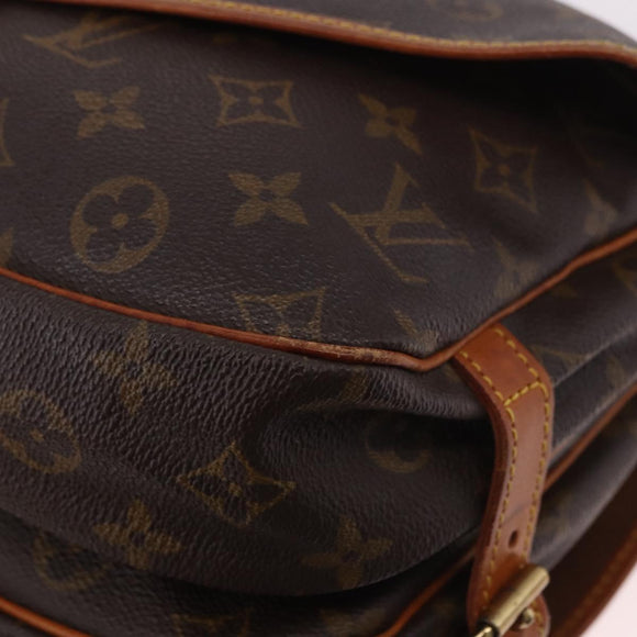 LOUIS VUITTON Monogram Saumur 30 Shoulder Bag M42256 LV Auth 188083A
