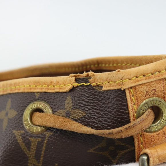 LOUIS VUITTON Monogram Petit Noe Shoulder Bag M42226 LV Auth 188092