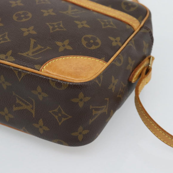 LOUIS VUITTON Monogram Trocadero 30 Schoudertas M51272 LV Auth 188307