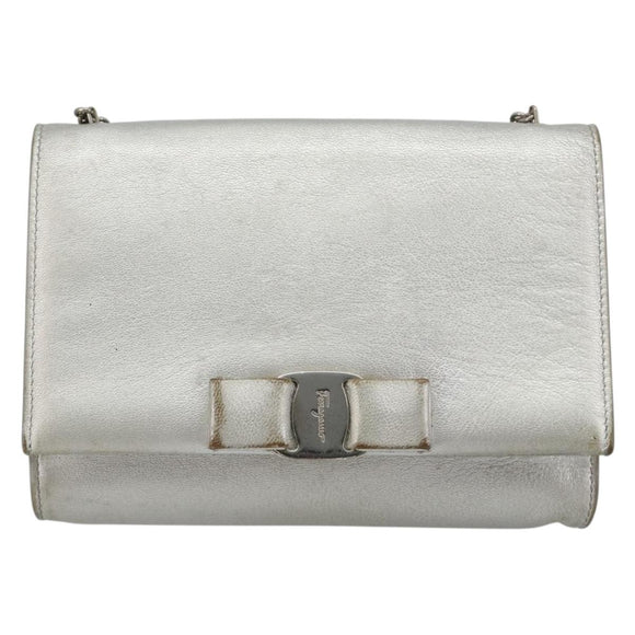 Salvatore Ferragamo Vara Ribbon Chain Shoulder Bag Leather Silver Auth 188398