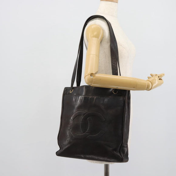 CHANEL Shoulder Bag Leather Brown Gold CC Auth 188488