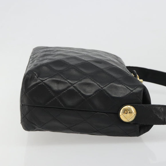 CHANEL Matelasse Chain Shoulder Bag Leather Black Gold CC Auth 188720