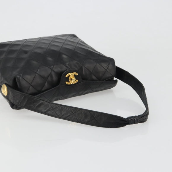 CHANEL Matelasse Chain Shoulder Bag Leather Black Gold CC Auth 188720