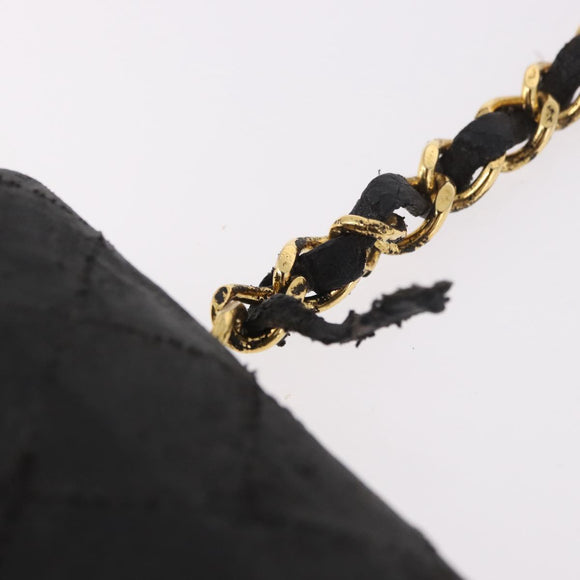 CHANEL Matelasse Chain Shoulder Bag Leather Black Gold CC Auth 188806