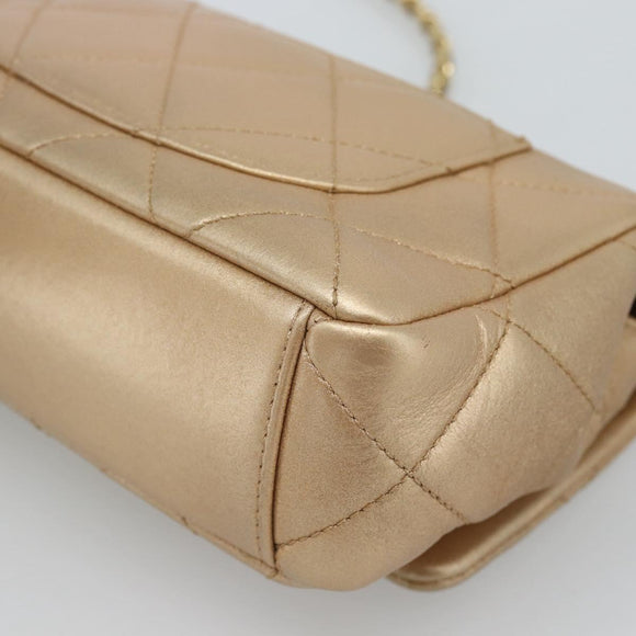 CHANEL Matelasse Chain Shoulder Bag Leather 2way Gold CC Auth 188813SM