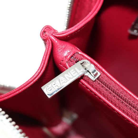 CHANEL CC Figley Matelasse Chain Bag Caviar Skin White Silver CC Auth 189075SM