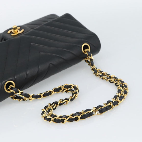 CHANEL V-stiksel Schoudertas met ketting Lamsleer Zwart Goud CC Auth 189090M