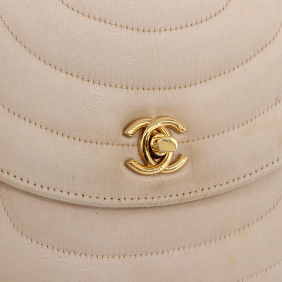CHANEL Chain Shoulder Bag Satin Champagne Gold Gold CC Auth 189130A