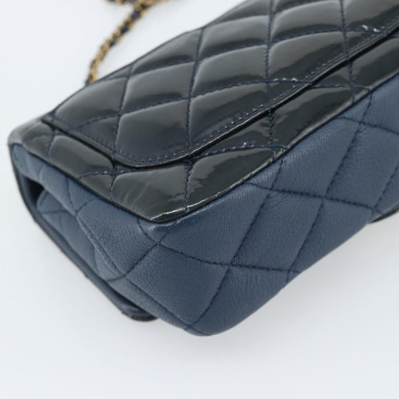 CHANEL Matelasse 21 Chain Bag Patent leather Navy Black CC Auth 189233SAM