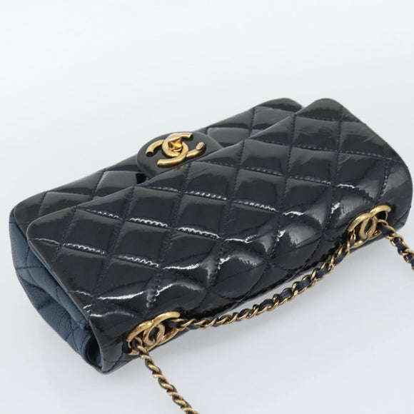 CHANEL Matelasse 21 Chain Bag Patent leather Navy Black CC Auth 189233SAM