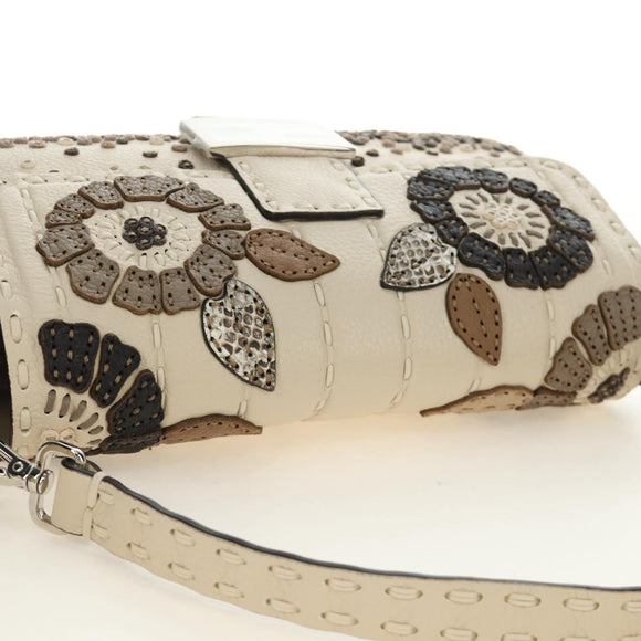 FENDI Celeria Mamma Baguette Schoudertas Leer 2-wegs Ivoor Auth 189268SAM