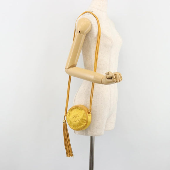 CHANEL Matelasse Shoulder Bag Satin Yellow Gold CC Auth 189501A