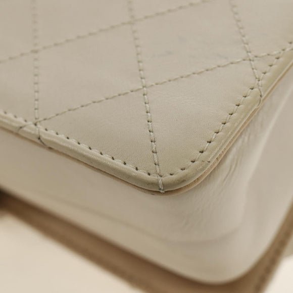 CHANEL Matelasse Shoulder Bag Leather 2way Ivory Gold Silver CC Auth 189588SAV