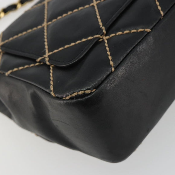 CHANEL Wild Stitch Chain Shoulder Bag Leather Black Gold CC Auth 189724V