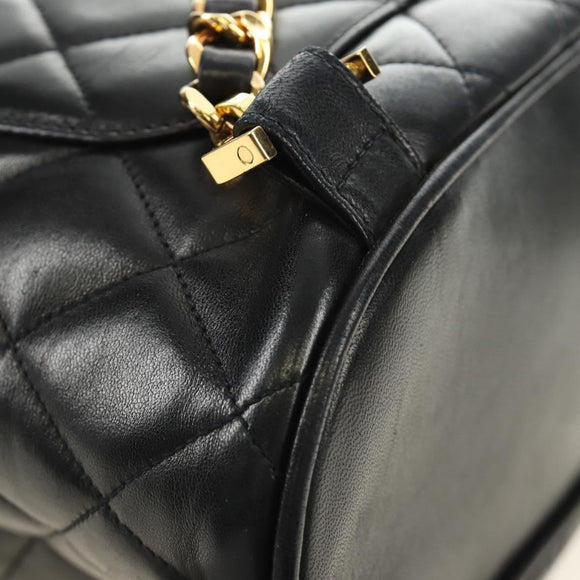 CHANEL Matelasse Backpack Lamb Skin Black Gold CC Auth 189728V