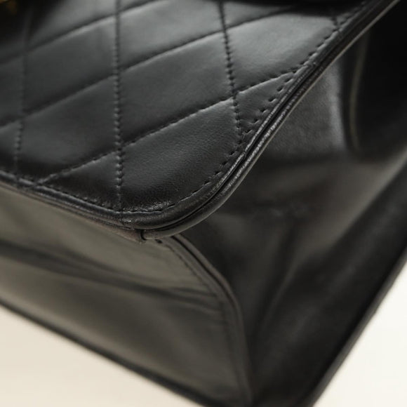 CHANEL Matelasse Chain Shoulder Bag Lamb Skin Black Gold CC Auth 189753V