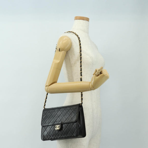 CHANEL Matelasse Chain Shoulder Bag Lamb Skin Black Gold CC Auth 189753V