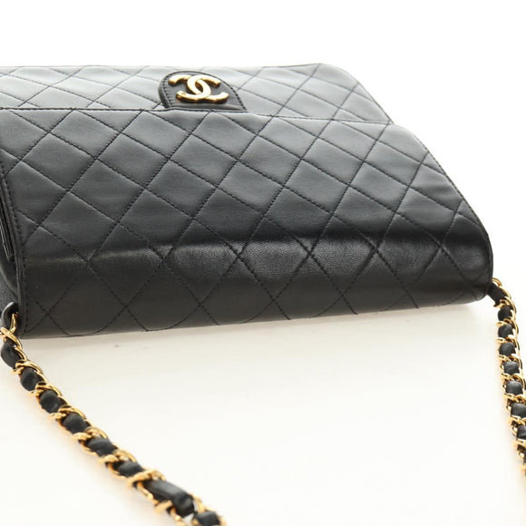 CHANEL Matelasse Chain Shoulder Bag Lamb Skin Black Gold CC Auth 189753V