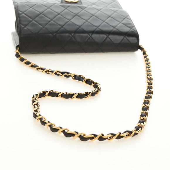 CHANEL Matelasse Chain Shoulder Bag Lamb Skin Black Gold CC Auth 189753V