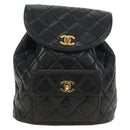 CHANEL Matelasse Chain Backpack Lamb Skin Gold Black CC Auth 189831SV-13