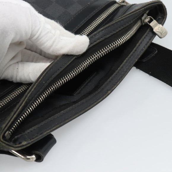 LOUIS VUITTON Damier Graphite Tomas Shoulder Bag N58028 LV Auth 189840