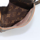 LOUIS VUITTON Monogram Danube Schoudertas M45266 LV Auth 189870A-21