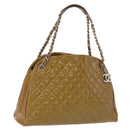 CHANEL Matelasse Chain Shoulder Bag Patent leather Black Gold CC Auth 190042-1