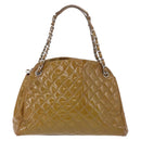 CHANEL Matelasse Chain Shoulder Bag Patent leather Black Gold CC Auth 190042-2