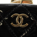 CHANEL Matelasse Chain Shoulder Pouch Patent leather Black CC Auth 190043SAM-19