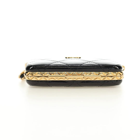 CHANEL Matelasse Chain Shoulder Pouch Patent leather Black CC Auth 190043SAM