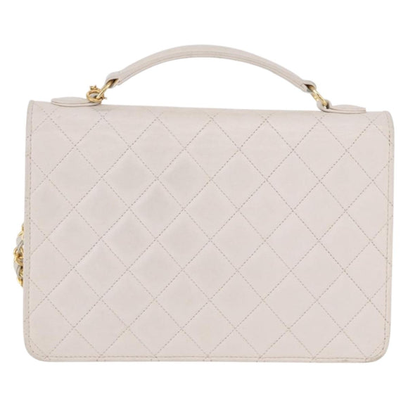 CHANEL Double Turn Lock Matelasse Chain Bag Lamb Skin White CC Auth 190079SAV