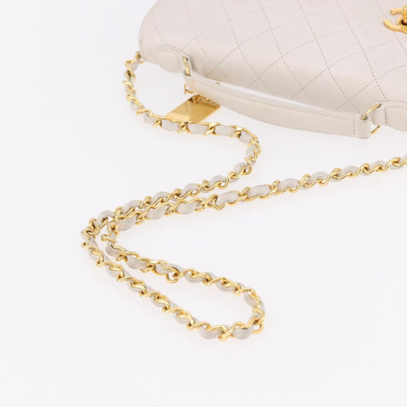 CHANEL Double Turn Lock Matelasse Chain Bag Lamb Skin White CC Auth 190079SAV