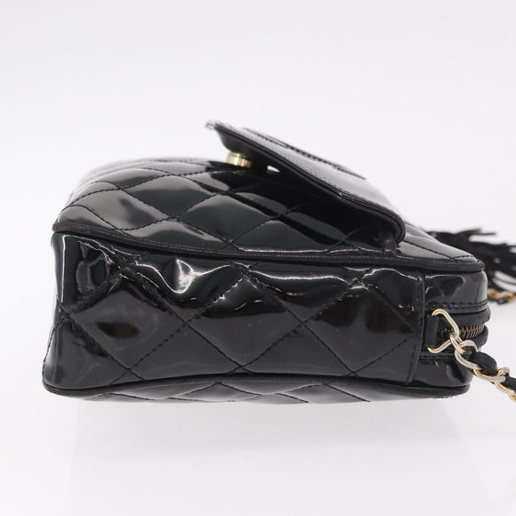 CHANEL Matelasse Chain Shoulder Bag Patent leather Black Gold CC Auth 190111A
