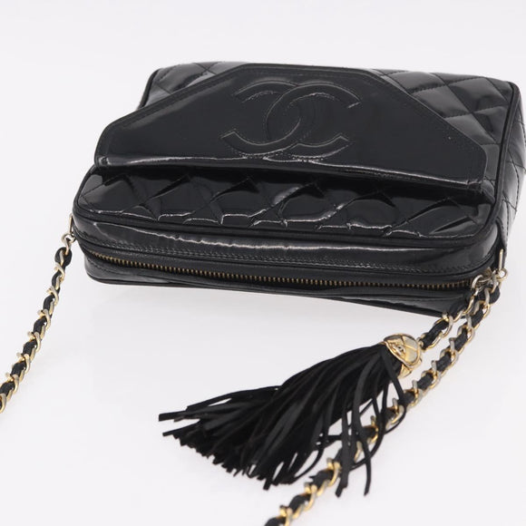 CHANEL Matelasse Chain Shoulder Bag Patent leather Black Gold CC Auth 190111A