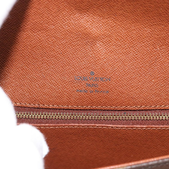 LOUIS VUITTON Monogram Saint Cloud GM Shoulder Bag M51242 LV Auth 190127A