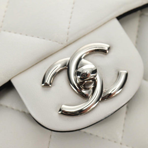 CHANEL Chain Big Matelasse 30 Bag Lamb Skin White Black Silver CC Auth 190244SAM