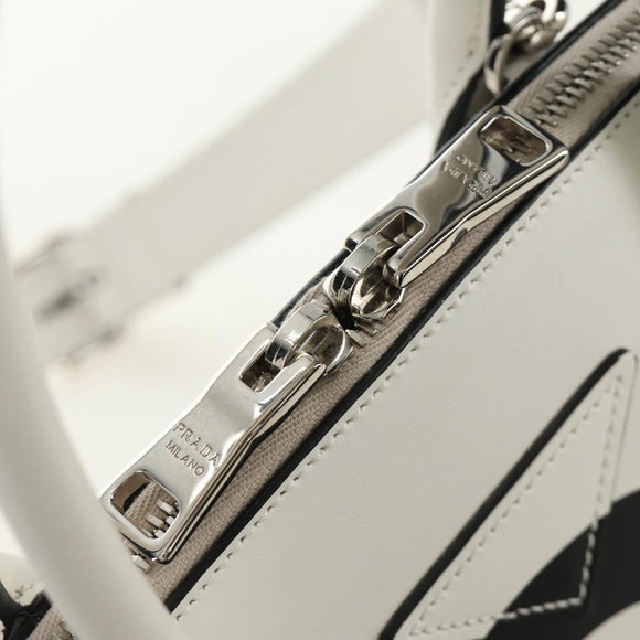 PRADA Hand Bag Leather 2way White Silver Auth 190398SAM
