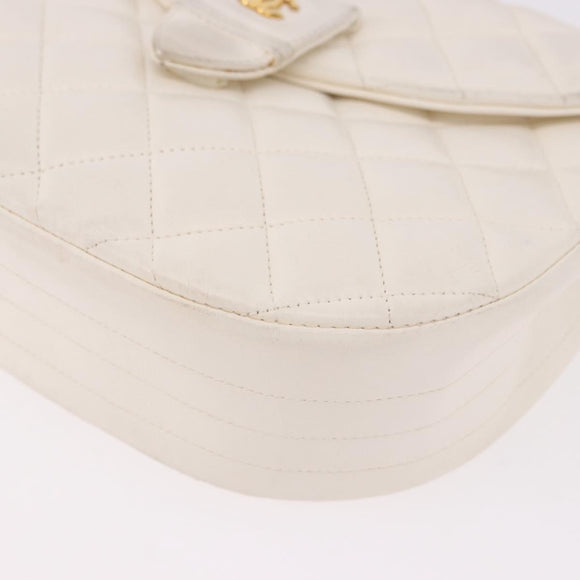 CHANEL Matelasse Chain Shoulder Bag Lamb Skin White Gold CC Auth 190491