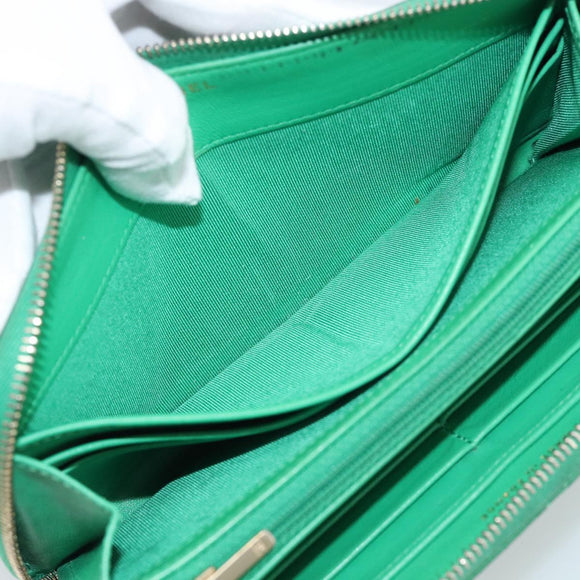 CHANEL Matelasse Long Wallet Lamb Skin Green Gold CC Auth 190675