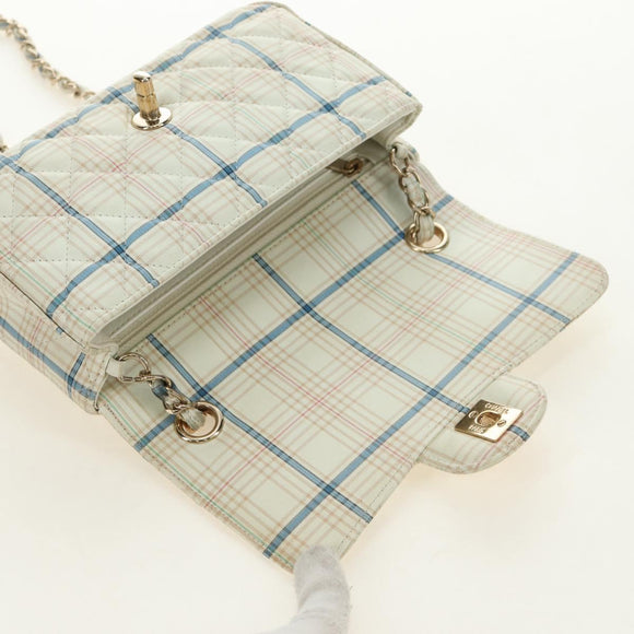 CHANEL Matelasse 20 Chain Shoulder Bag Leather White Gold CC Auth 190689SAM