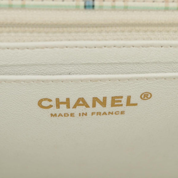 CHANEL Matelasse 20 Chain Shoulder Bag Leather White Gold CC Auth 190689SAM