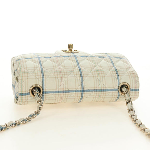 CHANEL Matelasse 20 Chain Shoulder Bag Leather White Gold CC Auth 190689SAM