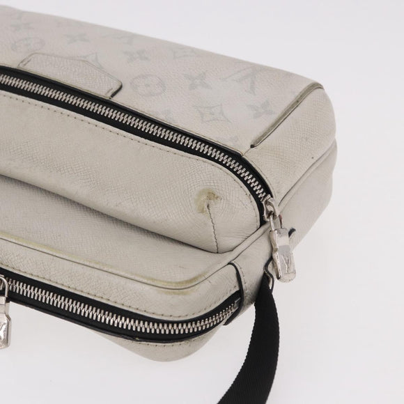 LOUIS VUITTON Tiger Lama Monogram Alpha Messenger Bag White M31069 Auth 190942