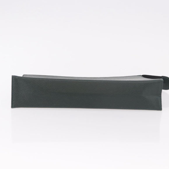 LOUIS VUITTON Taiga Poche Toilette 26 Pouch Epicea LV Auth 190991