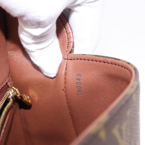 LOUIS VUITTON Monogram Saint Cloud GM Shoulder Bag M51242 LV Auth 191755
